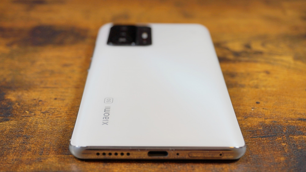 Xiaomi 11T Pro　ムーンライトホワイト　カラー