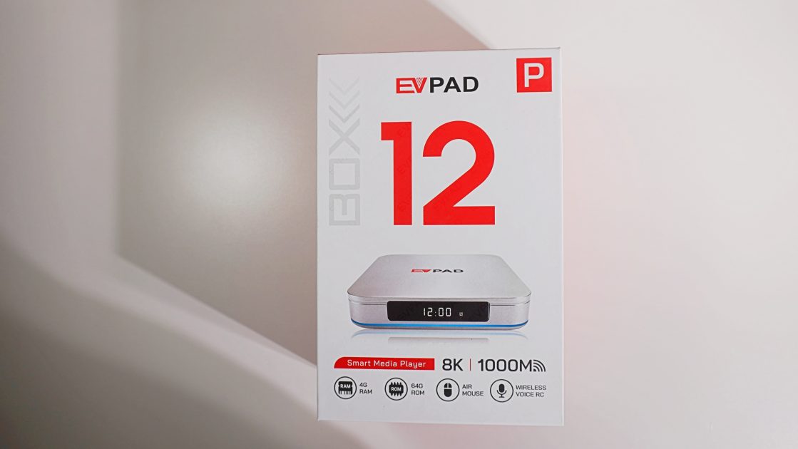EVPAD 12Pのパッケージ