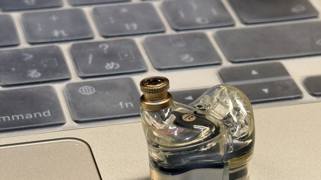 SOUNDPEATS H3のローレット加工