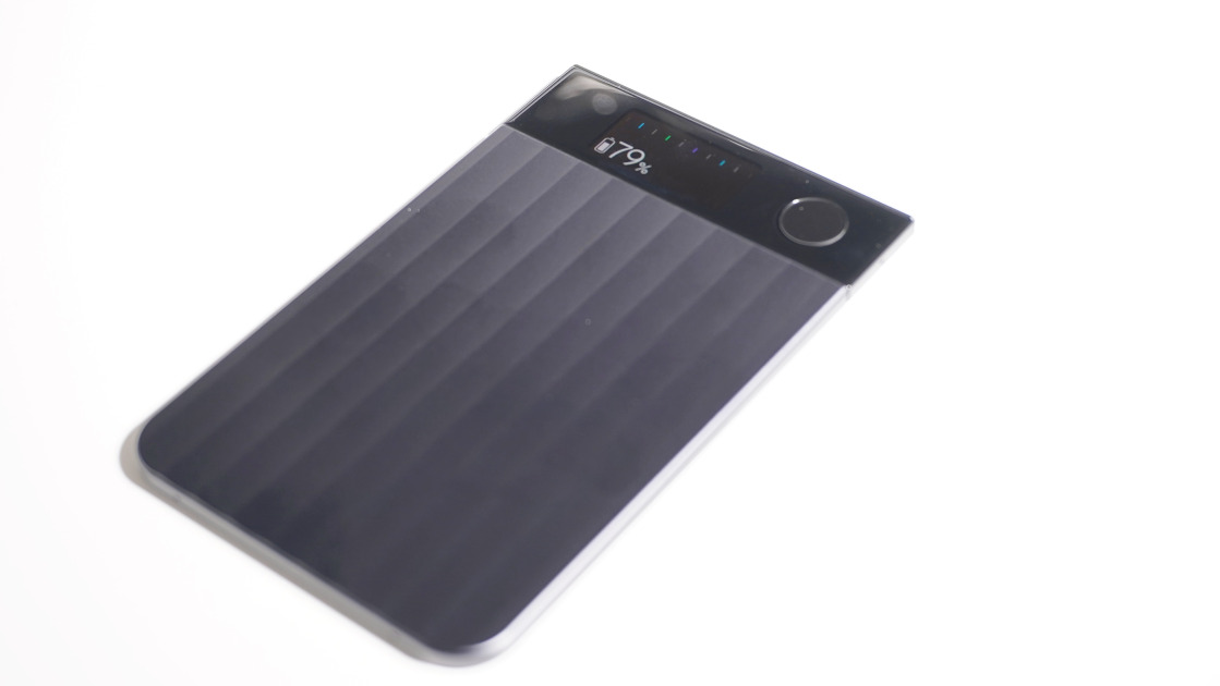 Plaud Note Pro 表面 アルミ